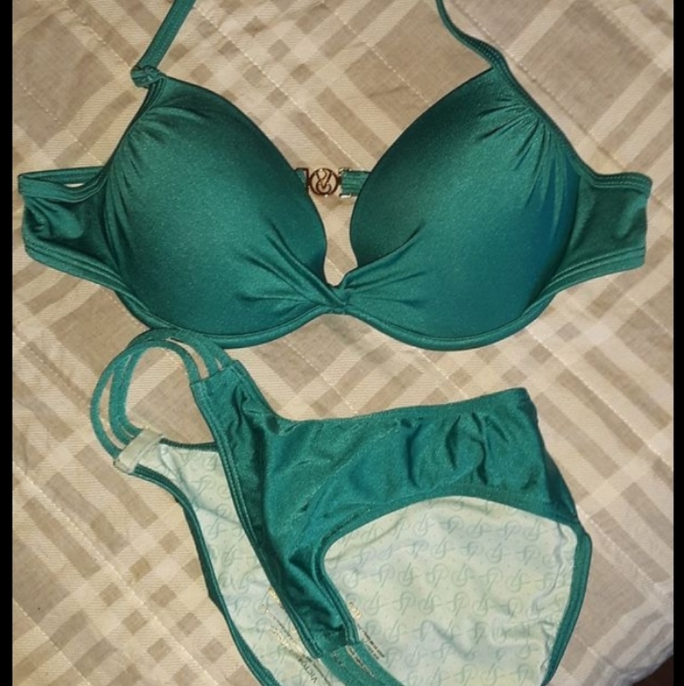 New Victoria Secret Swim Suit